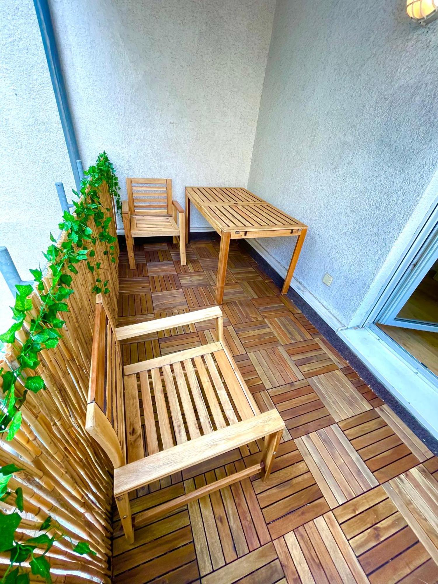 Studio Apartment In Stoetteritz With Balcony - Great Public Transport Links To The City Leipzig Extérieur photo